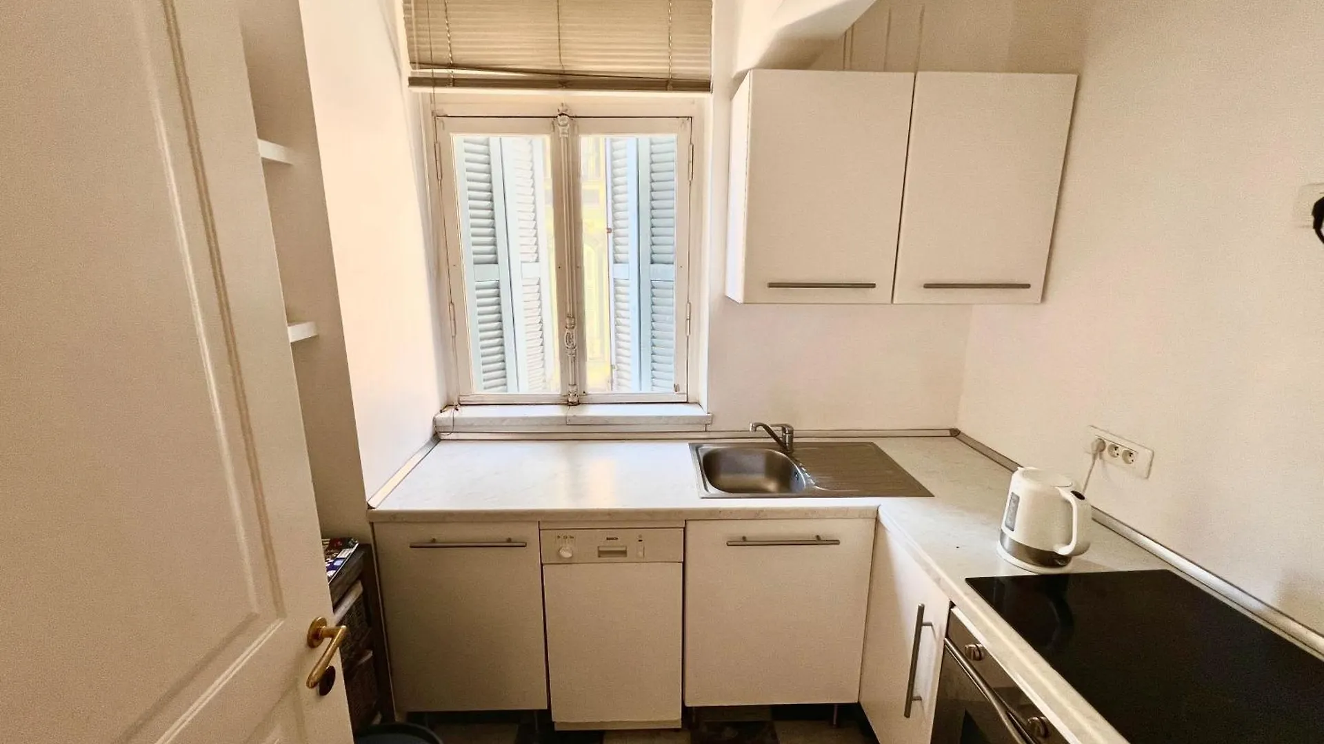 Apartament Charming Vintage Flat Only 1 Min Walk From Monte Carlo Beausoleil